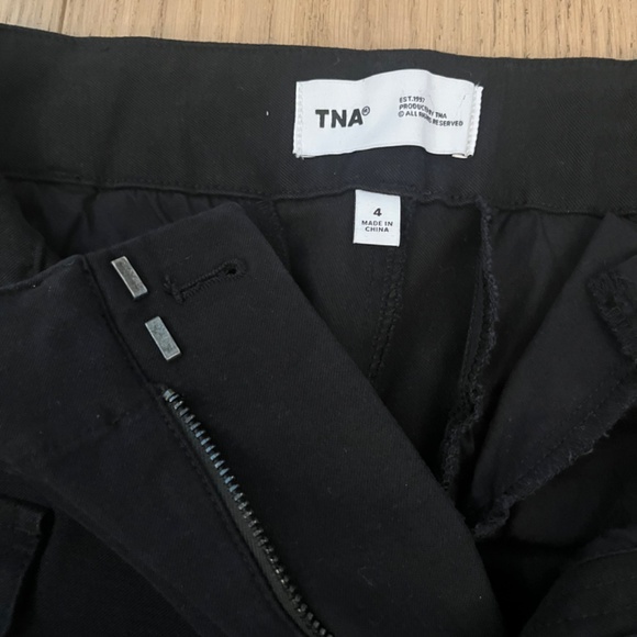 TNA Black utility pants black Size 4 - Picture 4 of 4